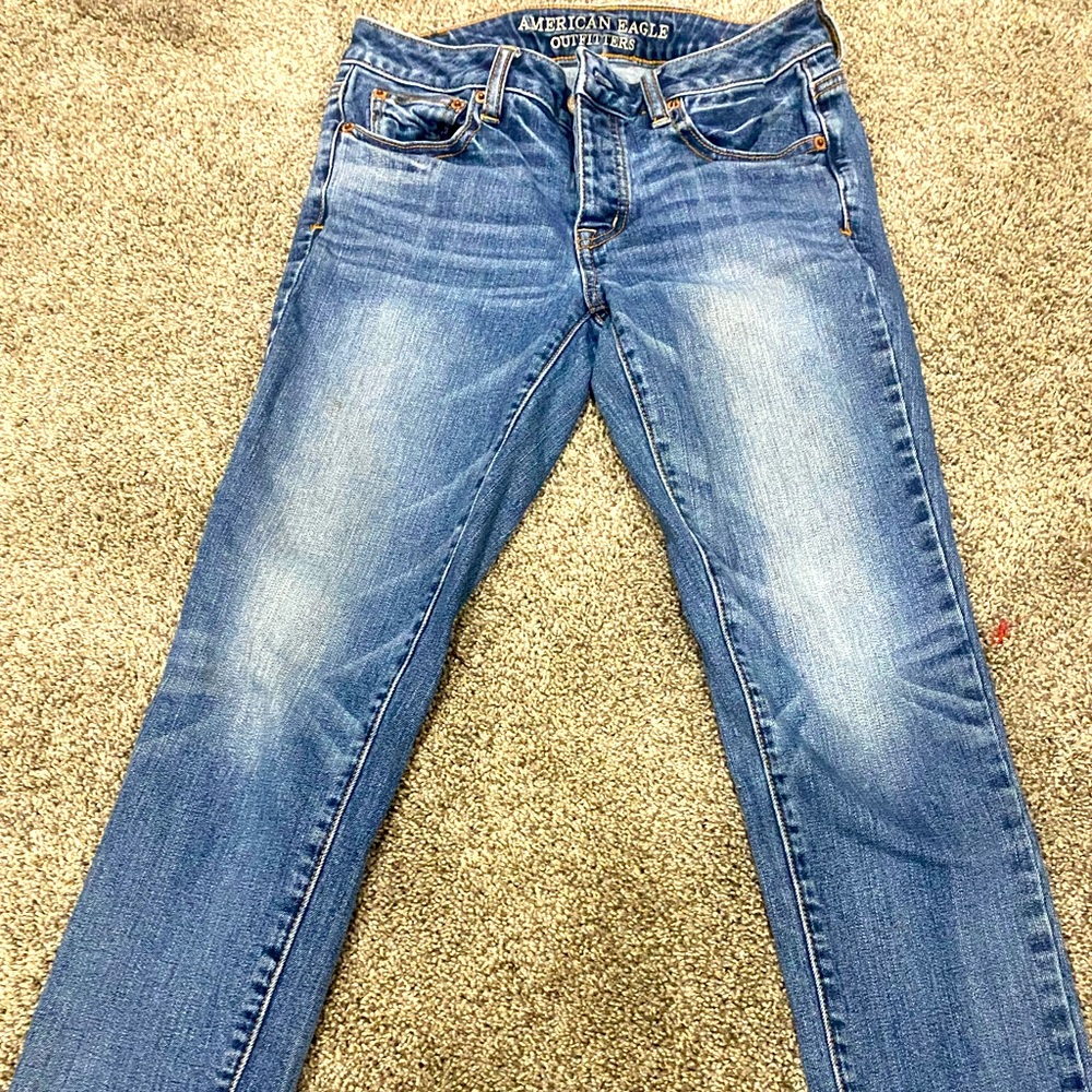American Eagle- ‘boy crop’-stretch jeans size 0 with button up front closure